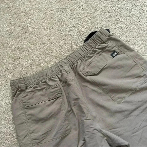 The North Face Paramount Peak Convertible Shorts Tan Men’s Size XL Style# AJFB - Picture 10 of 16